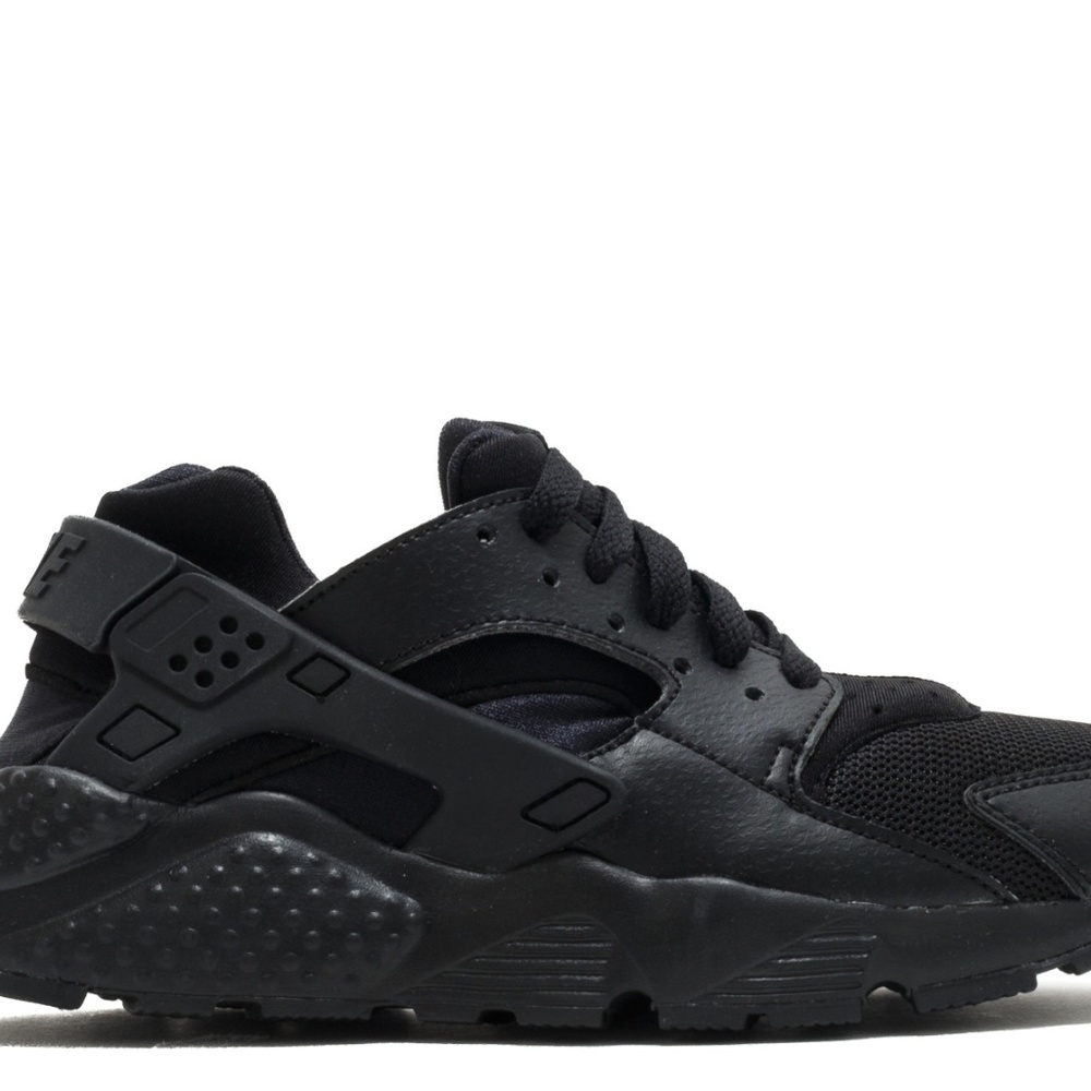 Nike All Black Huaraches Women